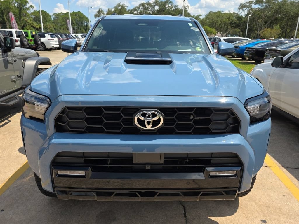 Used 2025 Toyota 4Runner TRD Sport AWD/4WD image 7