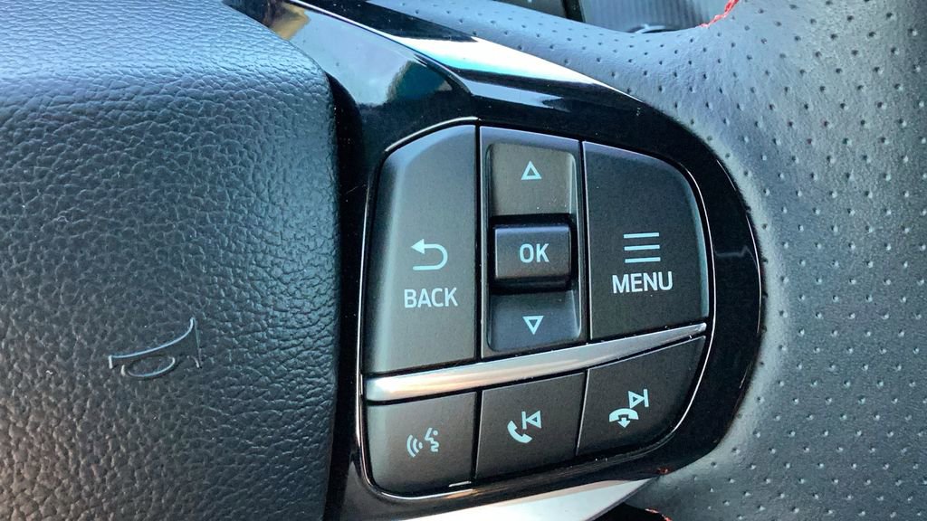 Used 2025 Ford Explorer ST image 28