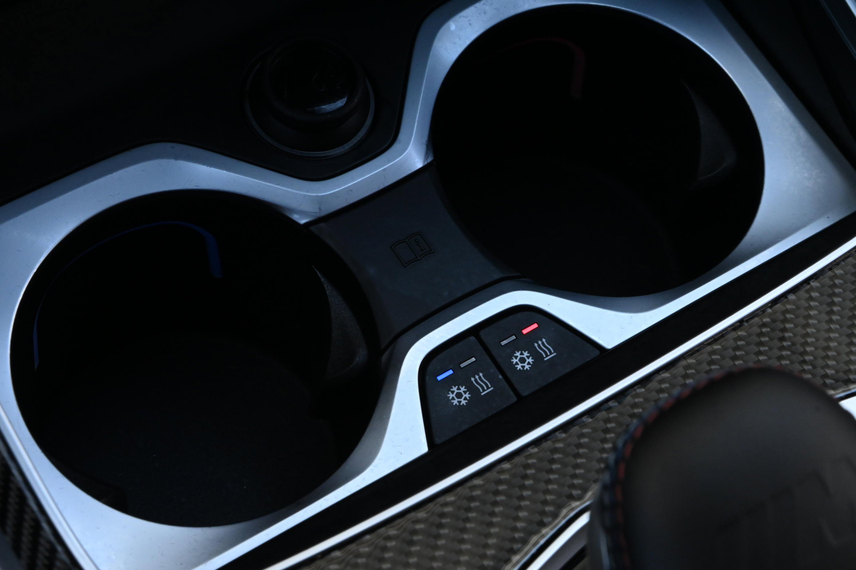 Used 2026 BMW X6 M Competition w/ Executive Package image 39