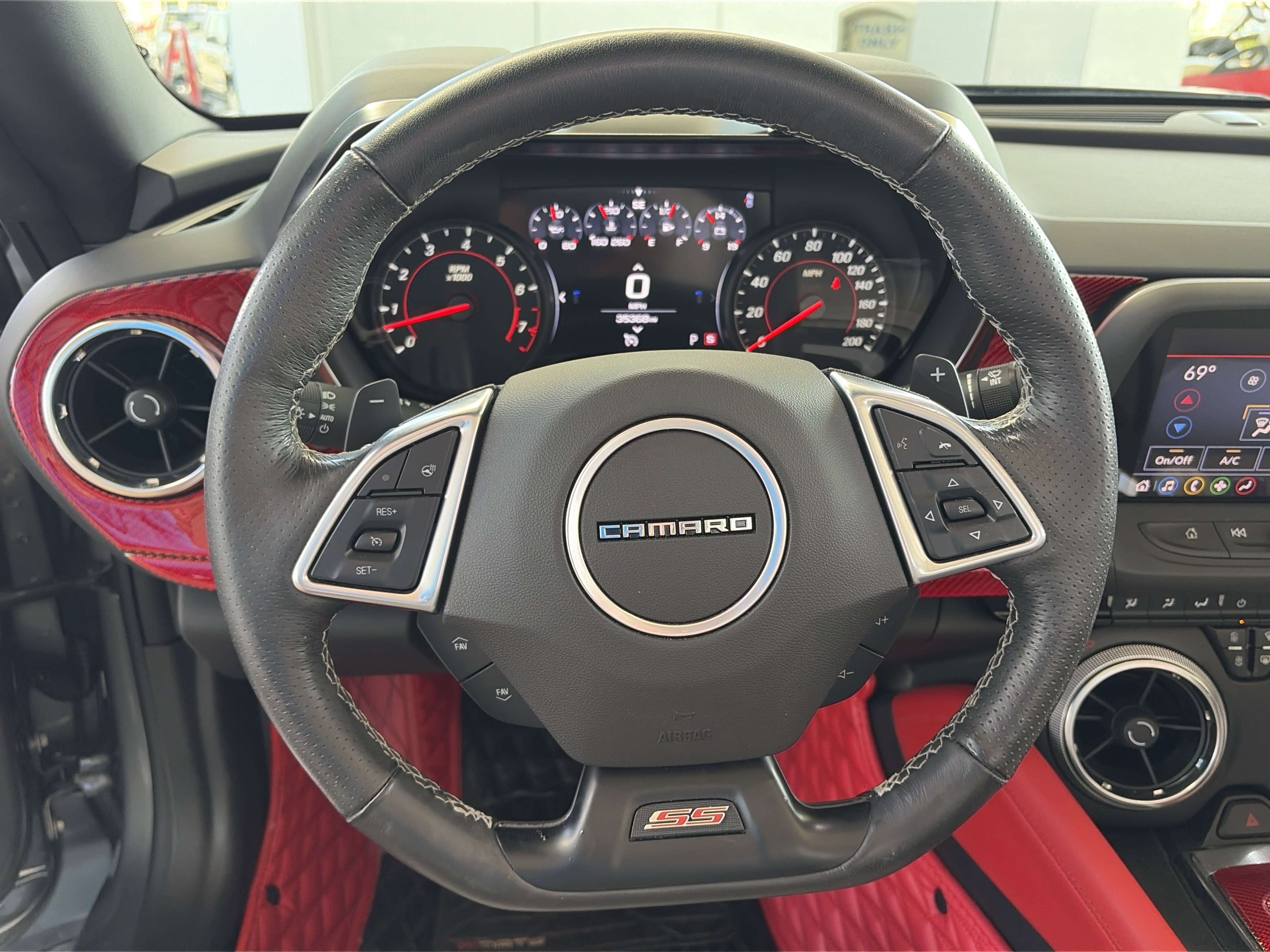 Used 2022 Chevrolet Camaro SS image 30