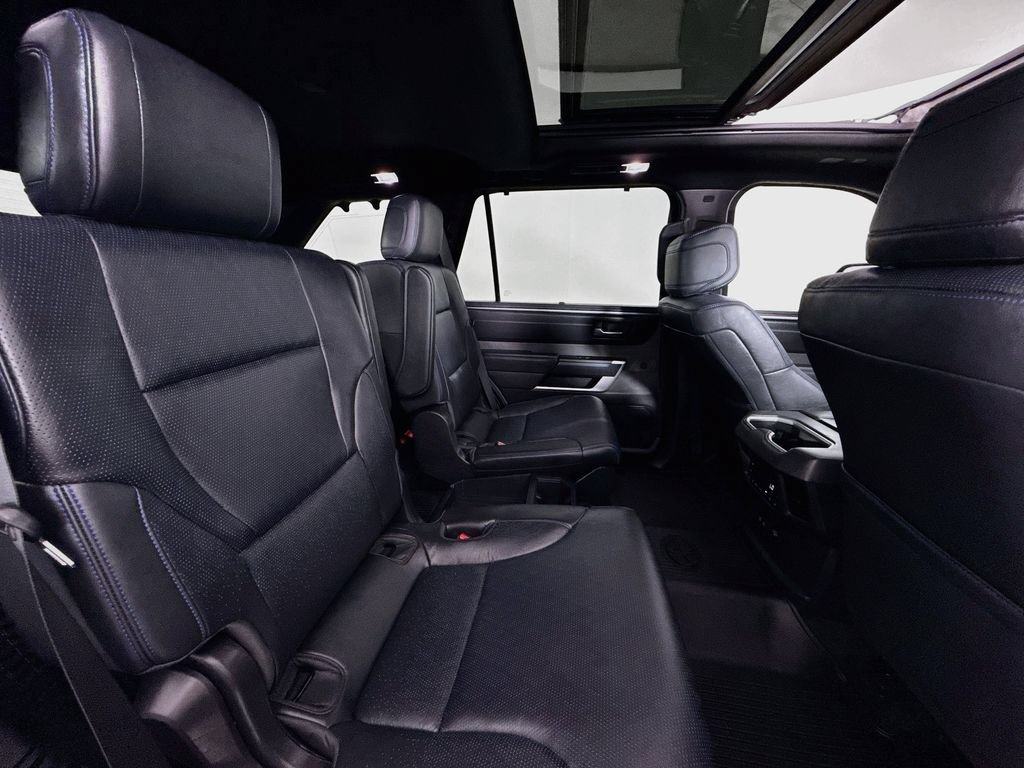 Certified 2025 Toyota Sequoia Platinum AWD/4WD image 31