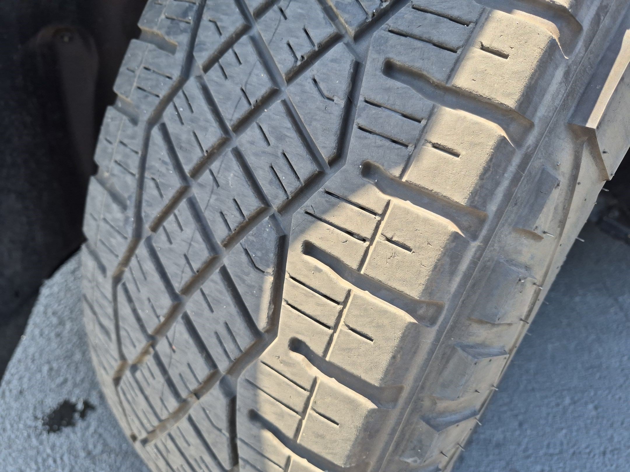 Used 2024 Tesla Cybertruck Cyberbeast AWD/4WD image 10