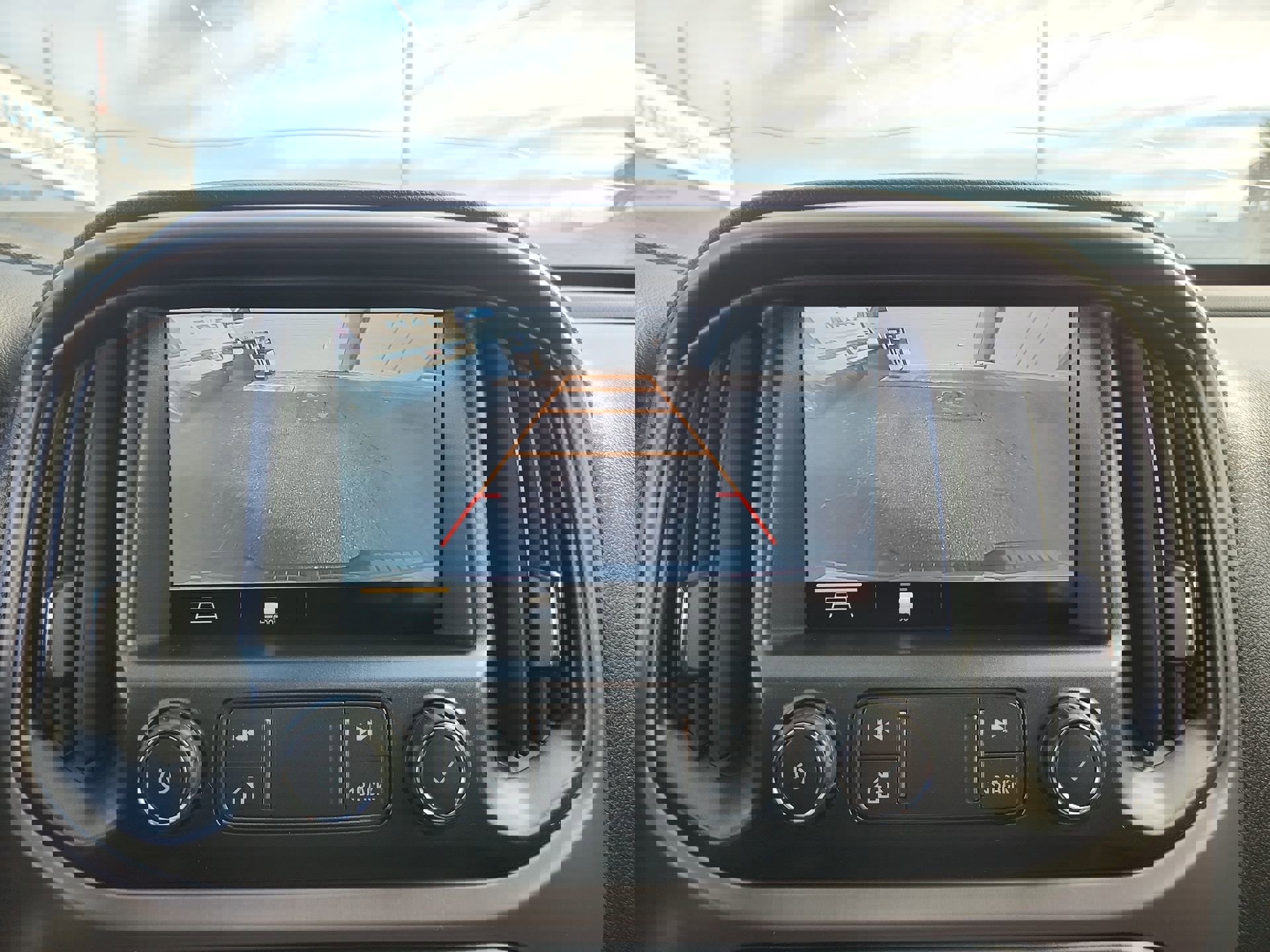 Used 2021 GMC Canyon AT4 w/ Driver Alert Package image 23