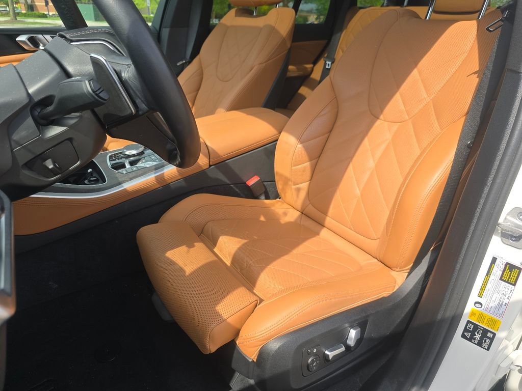 Used 2024 BMW X5 xDrive40i w/ Premium Package image 24