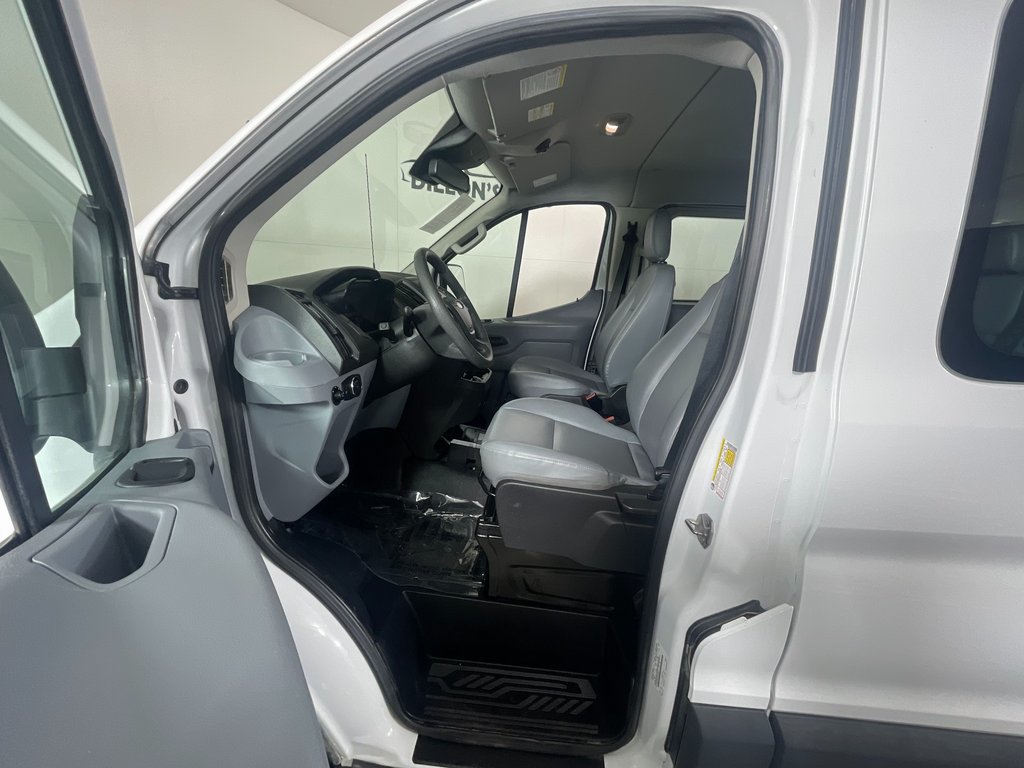 Used 2017 Ford Transit 150 XL RWD image 14
