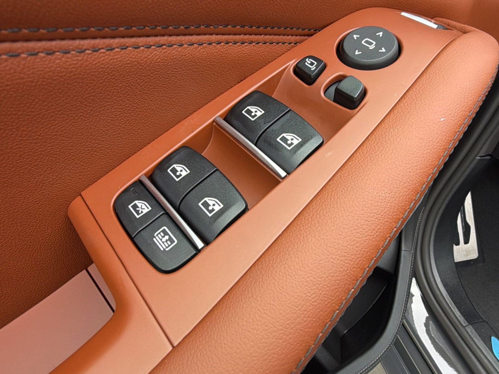 New 2027 BMW X7 M60i AWD/4WD image 26