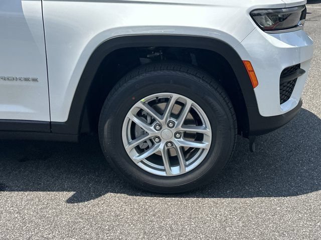New 2026 Jeep Grand Cherokee Laredo X RWD image 12