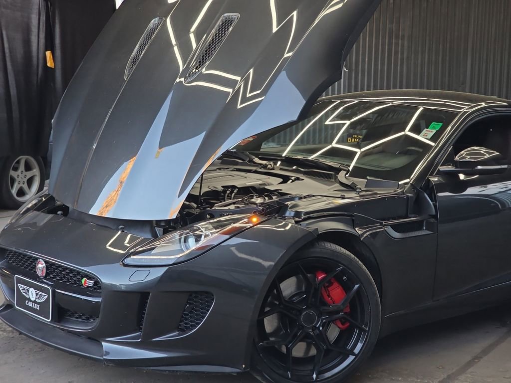 Used 2015 Jaguar F-TYPE S image 39