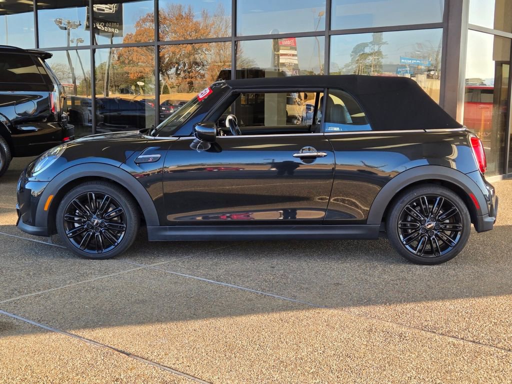Used 2024 MINI Cooper S image 3