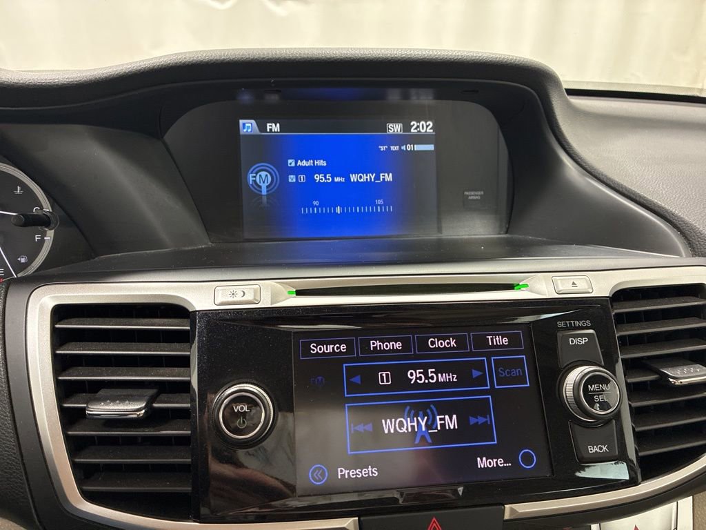 Used 2015 Honda Accord EX-L image 16