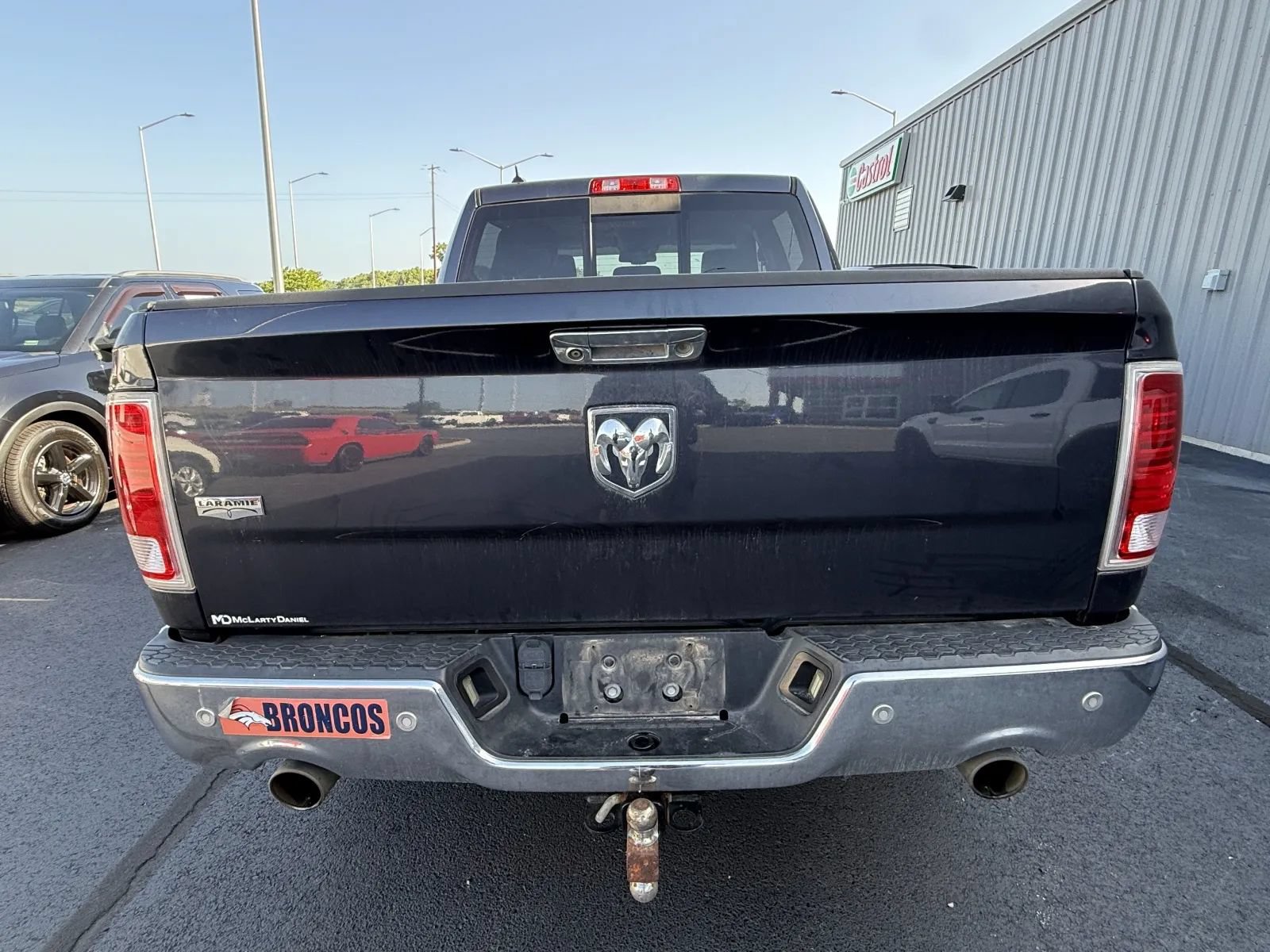 Used 2014 RAM 1500 Laramie w/ Convenience Group RWD image 3