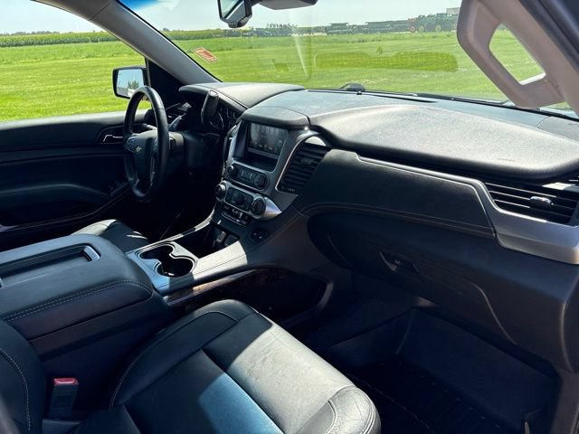Used 2019 Chevrolet Suburban LT AWD/4WD image 26