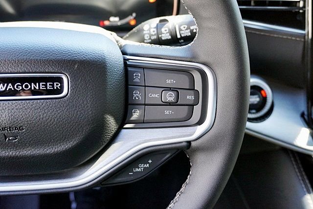 New 2026 Jeep Grand Wagoneer Limited AWD/4WD image 43