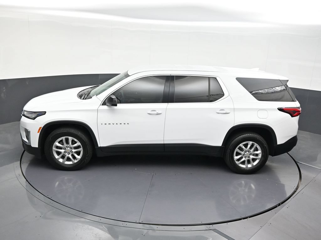 Used 2023 Chevrolet Traverse LS FWD image 21