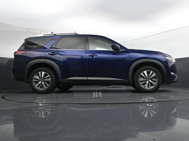 Used 2023 Nissan Pathfinder SL FWD image 45