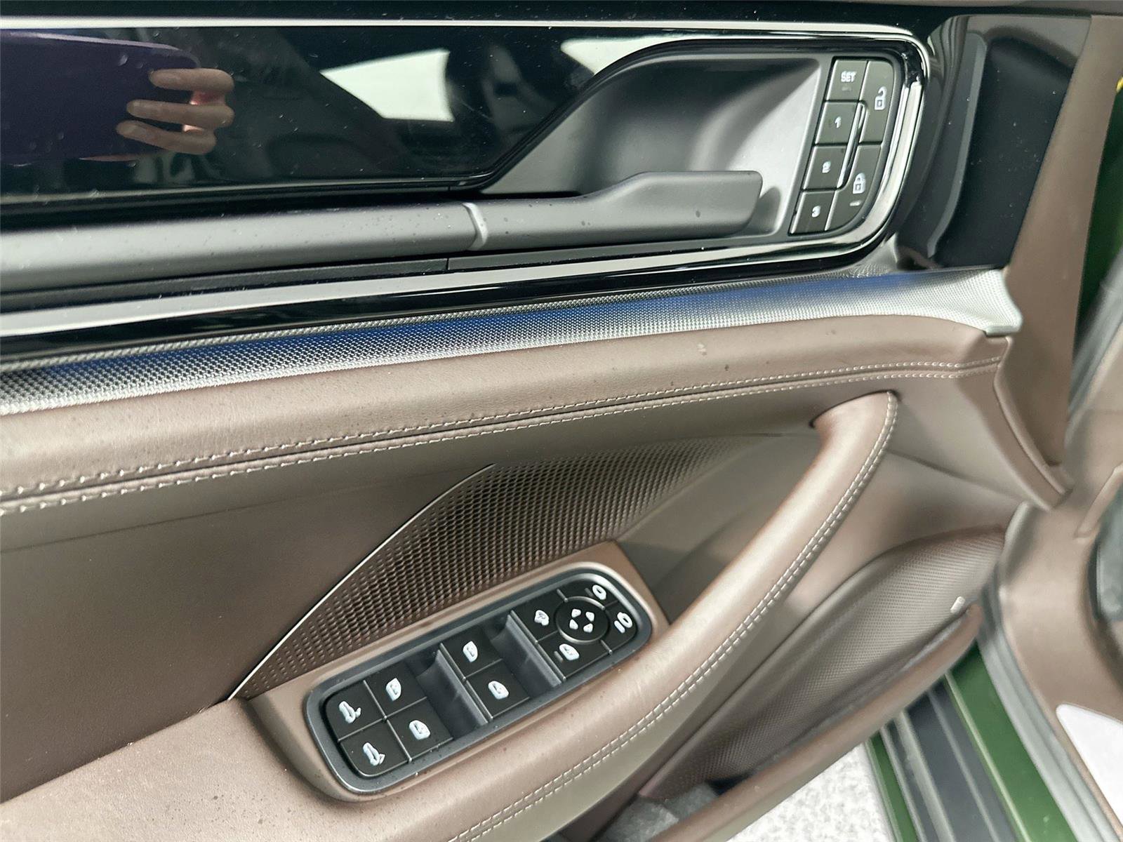 Certified 2026 Porsche Panamera 4 AWD/4WD image 31