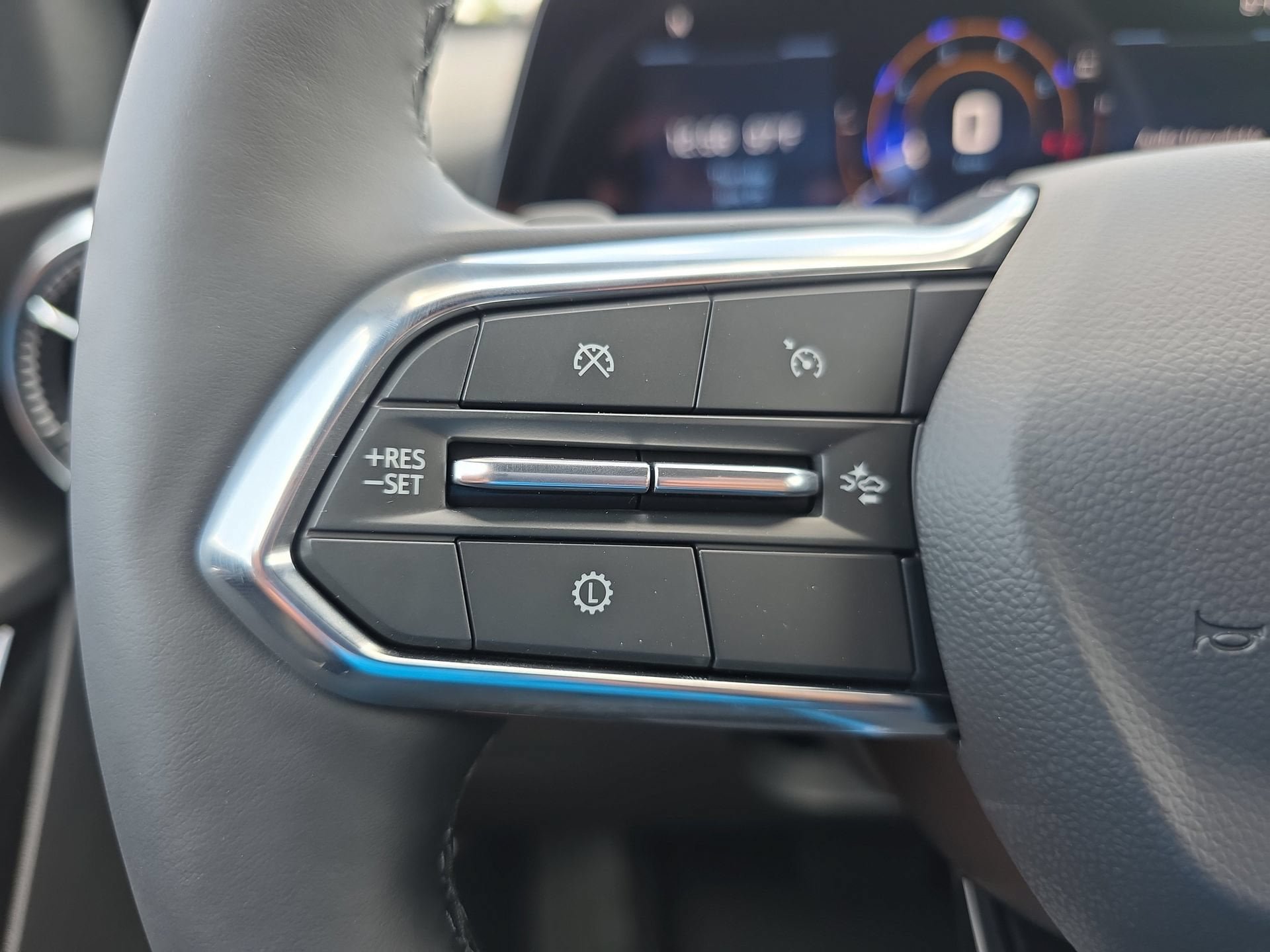 New 2026 Chevrolet Equinox LT w/ Convenience Package II FWD image 19