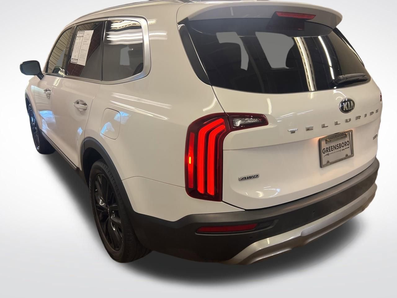 Used 2021 Kia Telluride SX w/ SX Prestige Package AWD/4WD image 2