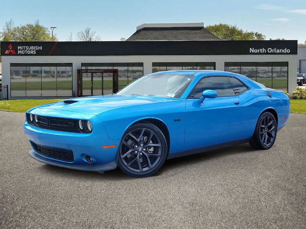 Used 2023 Dodge Challenger R/T w/ Plus Package RWD image 1