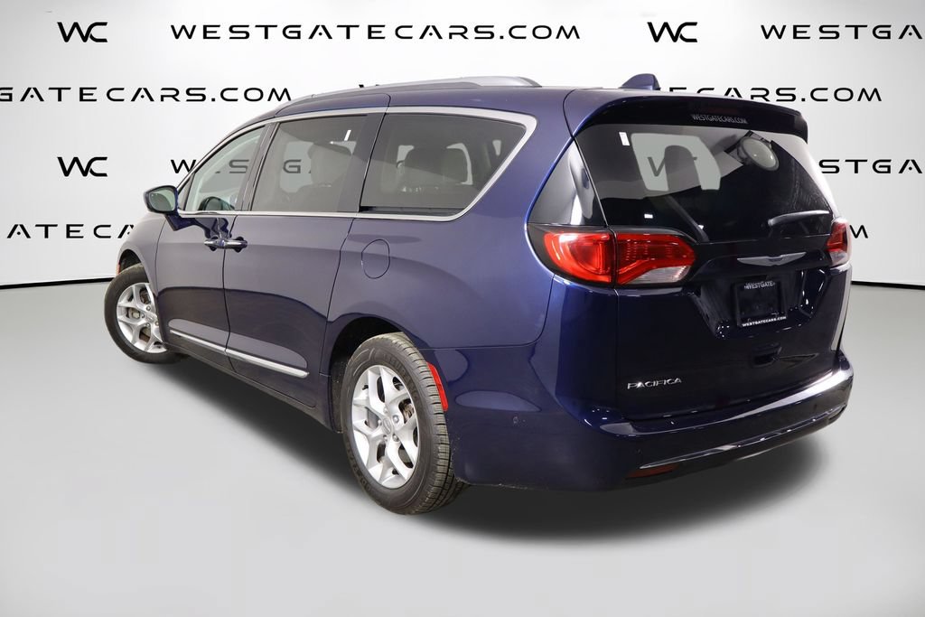 Used 2019 Chrysler Pacifica Touring-L Plus w/ Advanced Safetytec Group FWD image 42
