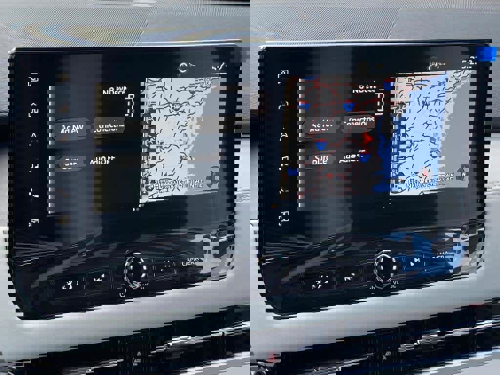 New 2025 Mitsubishi Outlander SE image 6