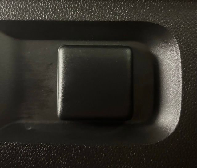 Used 2023 Buick Envision Avenir FWD image 54