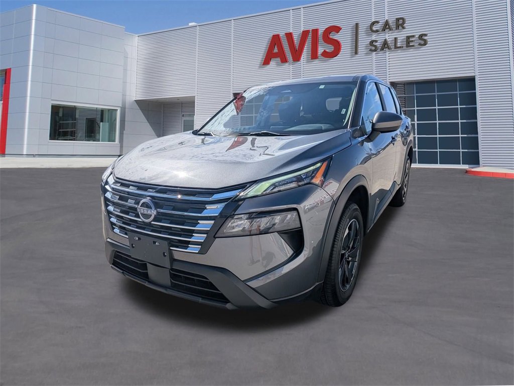 Used 2024 Nissan Rogue SV