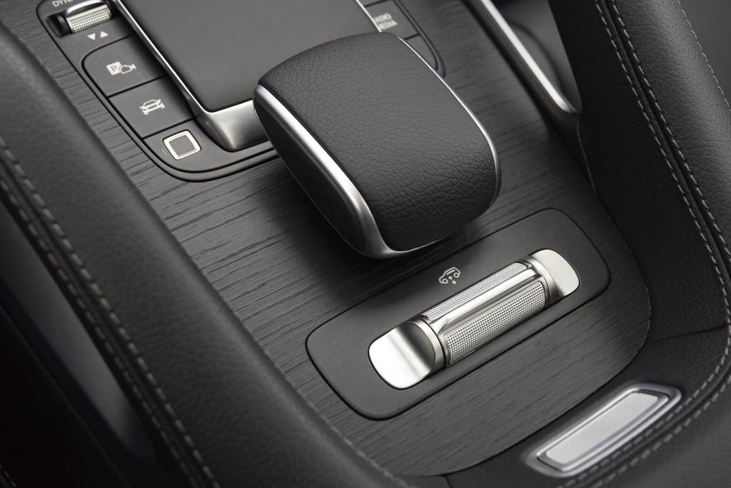 Used 2026 Mercedes-Benz GLS 450 4MATIC image 34