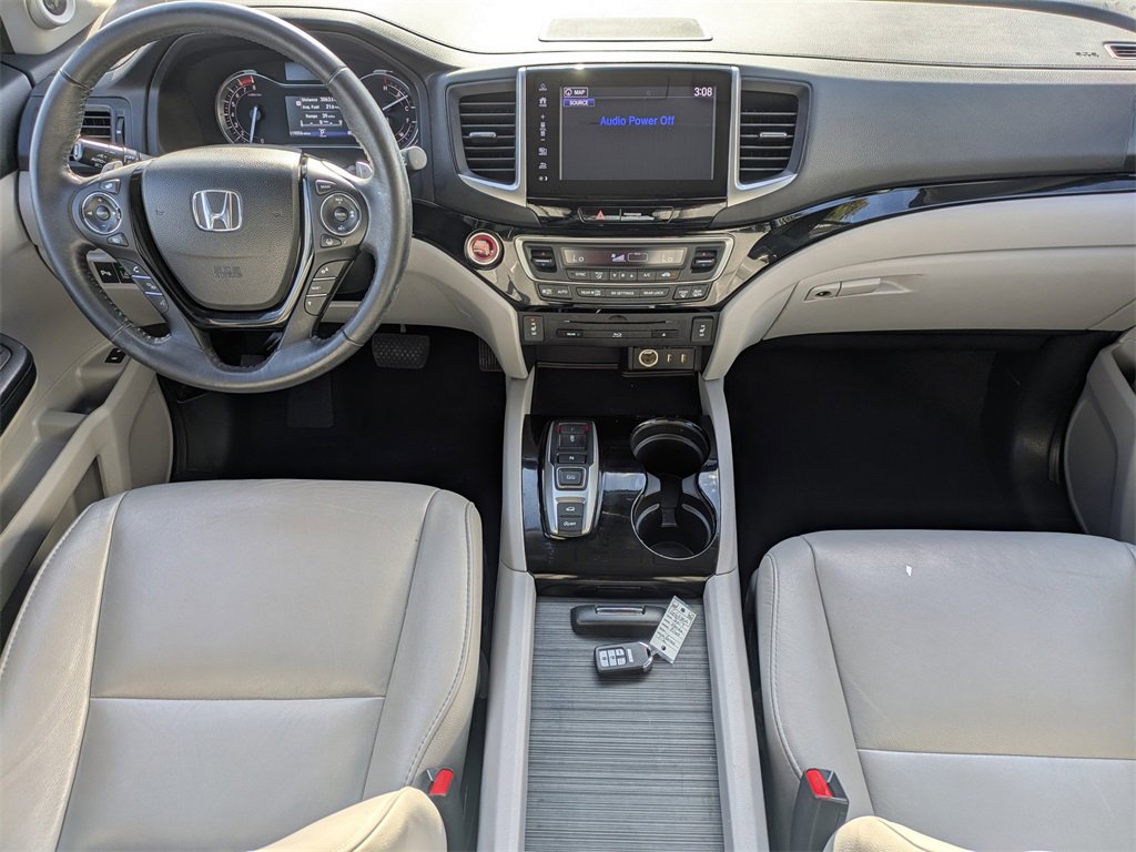 Used 2017 Honda Pilot Touring image 18