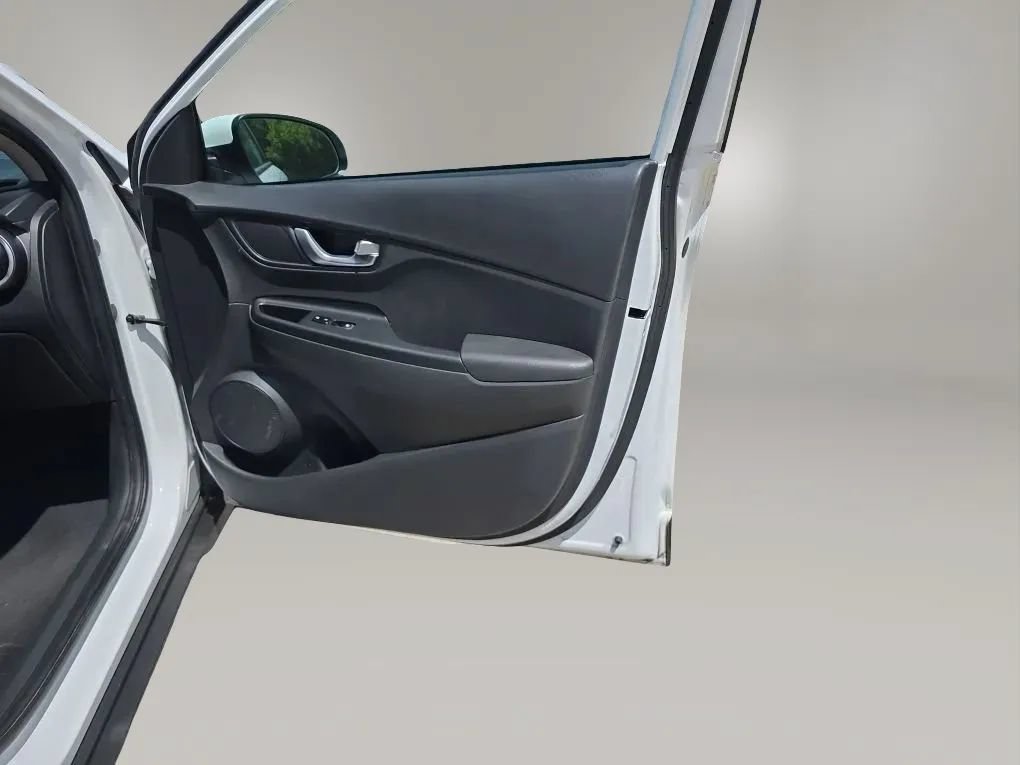 Used 2022 Hyundai Kona SEL w/ Convenience Package FWD image 43