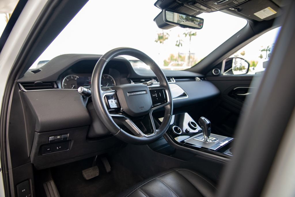 Used 2022 Land Rover Range Rover Evoque S image 9