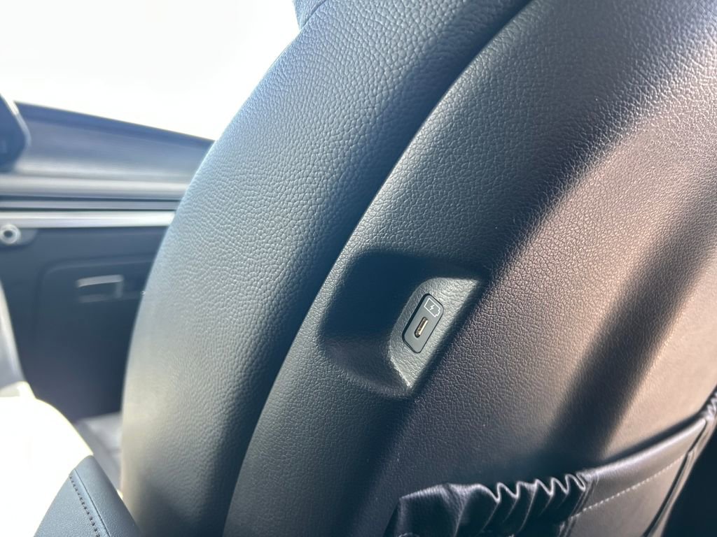 Used 2023 Hyundai Palisade Limited image 29