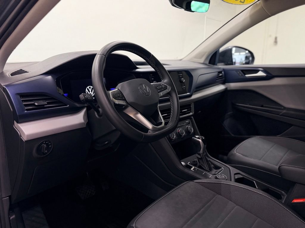 Used 2022 Volkswagen Taos SE AWD/4WD image 11