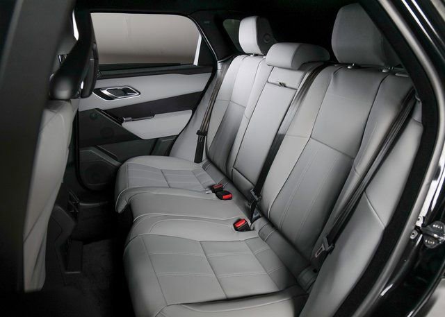 New 2026 Land Rover Range Rover Velar Dynamic SE image 5