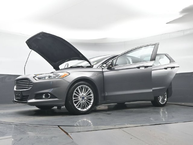 Used 2014 Ford Fusion SE w/ Equipment Group 202A FWD image 38