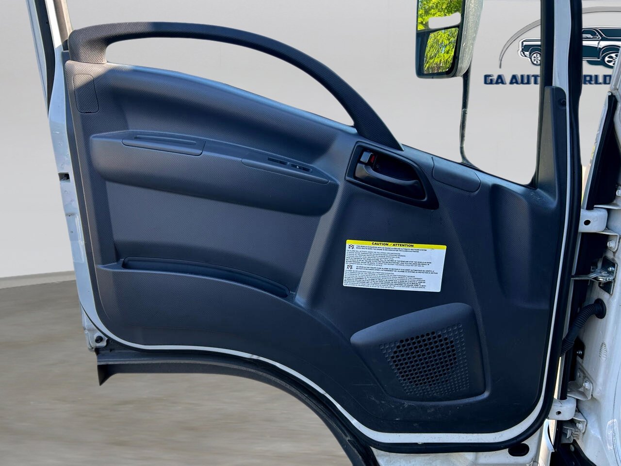 Used 2023 Chevrolet Low Cab Forward 5500XD image 22