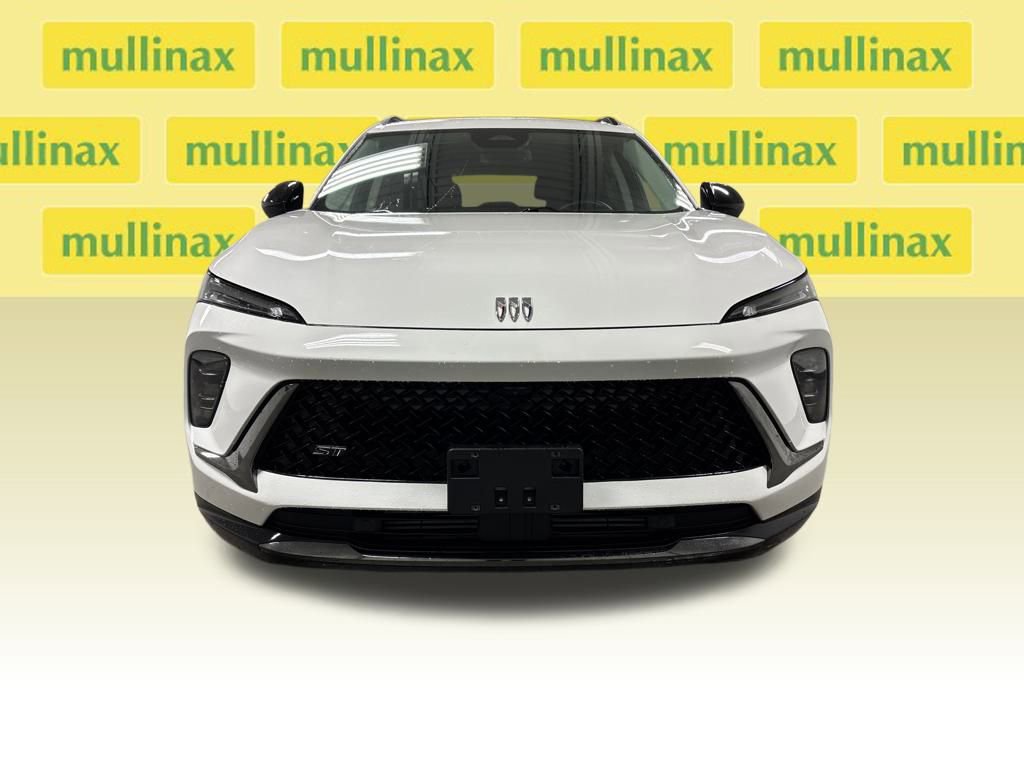 Certified 2024 Buick Envision Sport Touring image 6