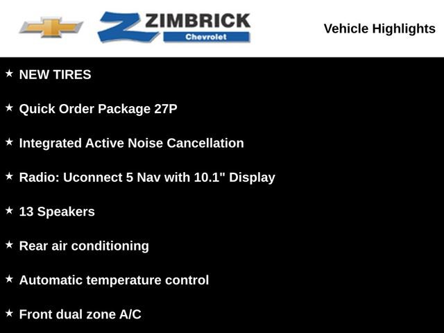 Used 2025 Chrysler Pacifica Limited FWD image 5