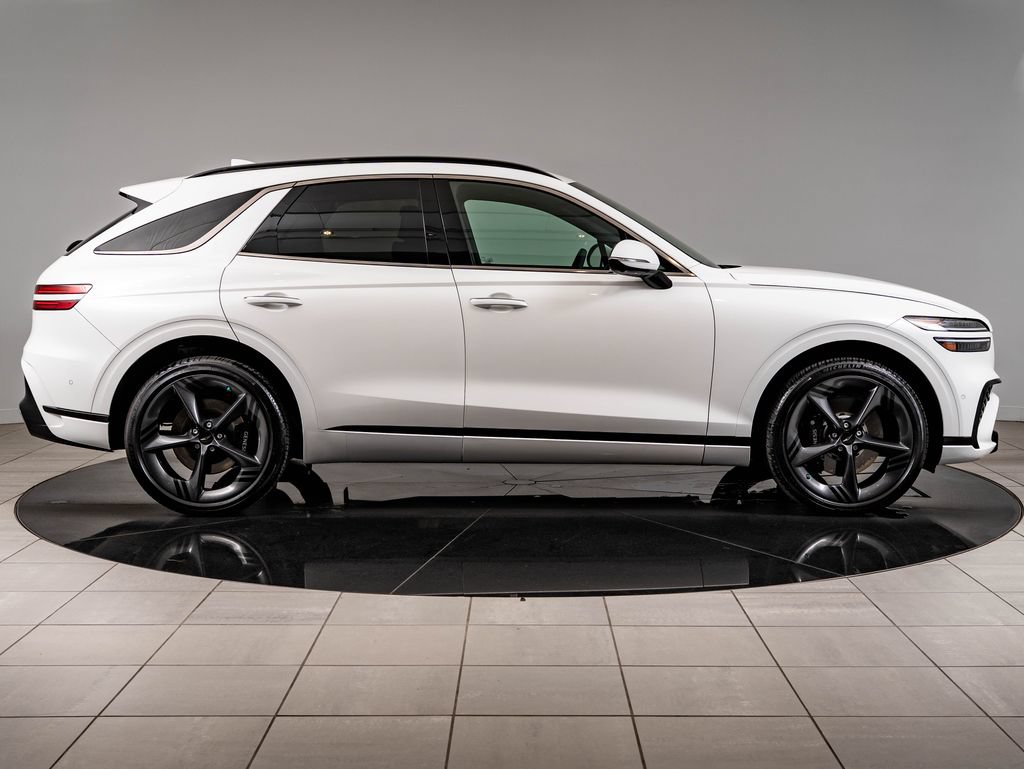 Used 2026 Genesis GV70 2.5T Sport Prestige AWD/4WD image 11