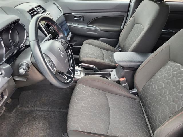 Used 2021 Mitsubishi Outlander Sport Black Edition image 11