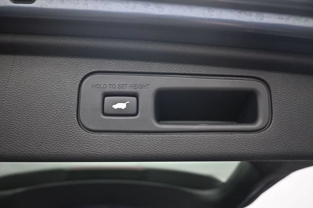 Certified 2026 Honda Odyssey Touring image 37