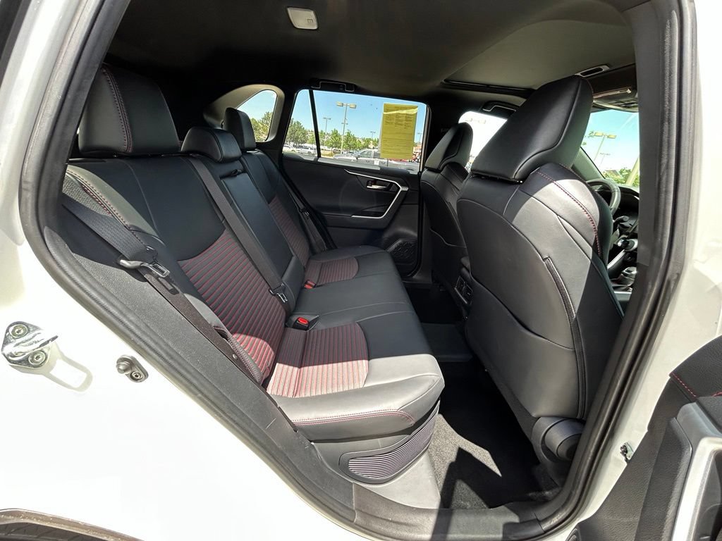 Used 2022 Toyota RAV4 XSE AWD/4WD image 28
