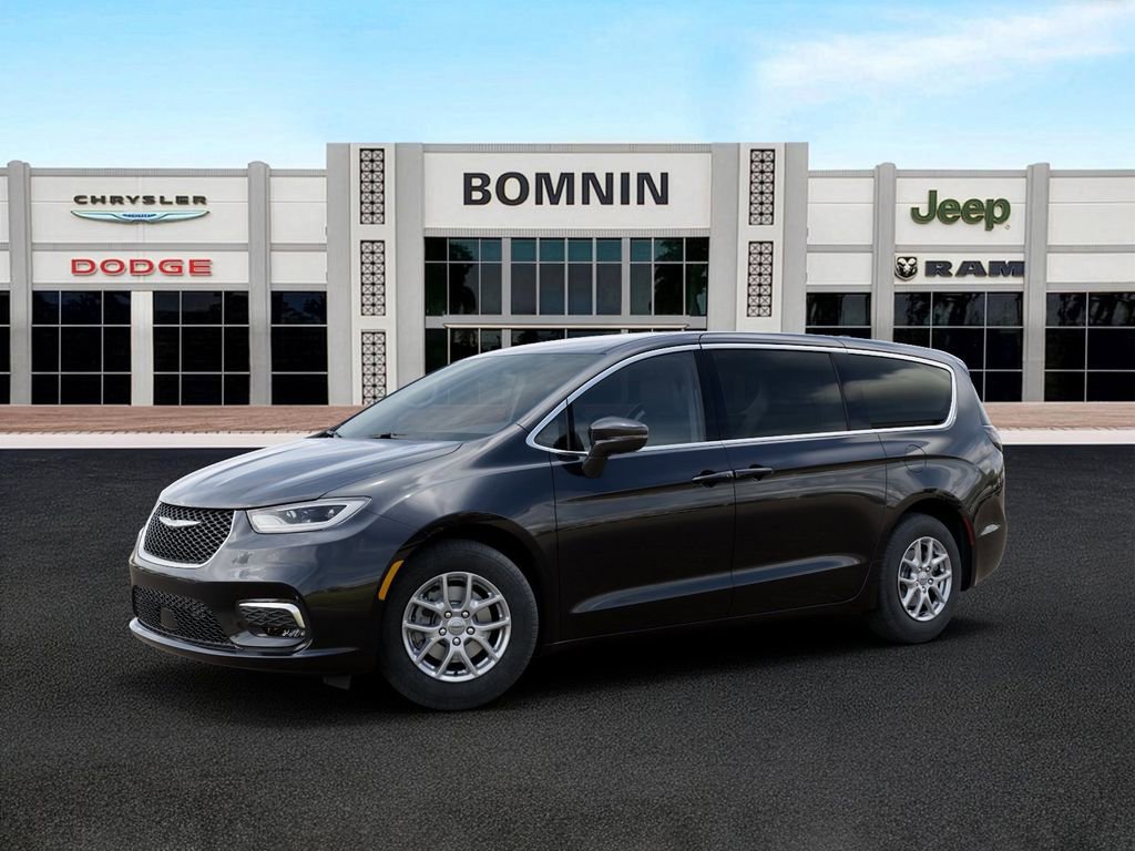 New 2026 Chrysler Pacifica Select image 2