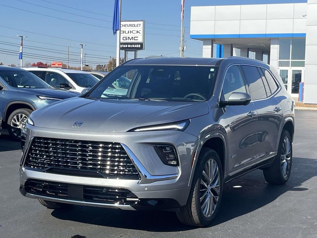 New 2026 Buick Enclave Avenir w/ Super Cruise Package image 3