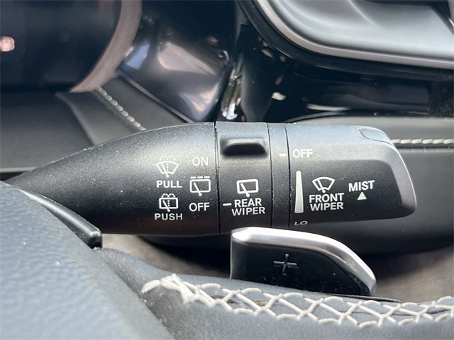 Used 2022 Jeep Grand Cherokee Limited 4xe image 32