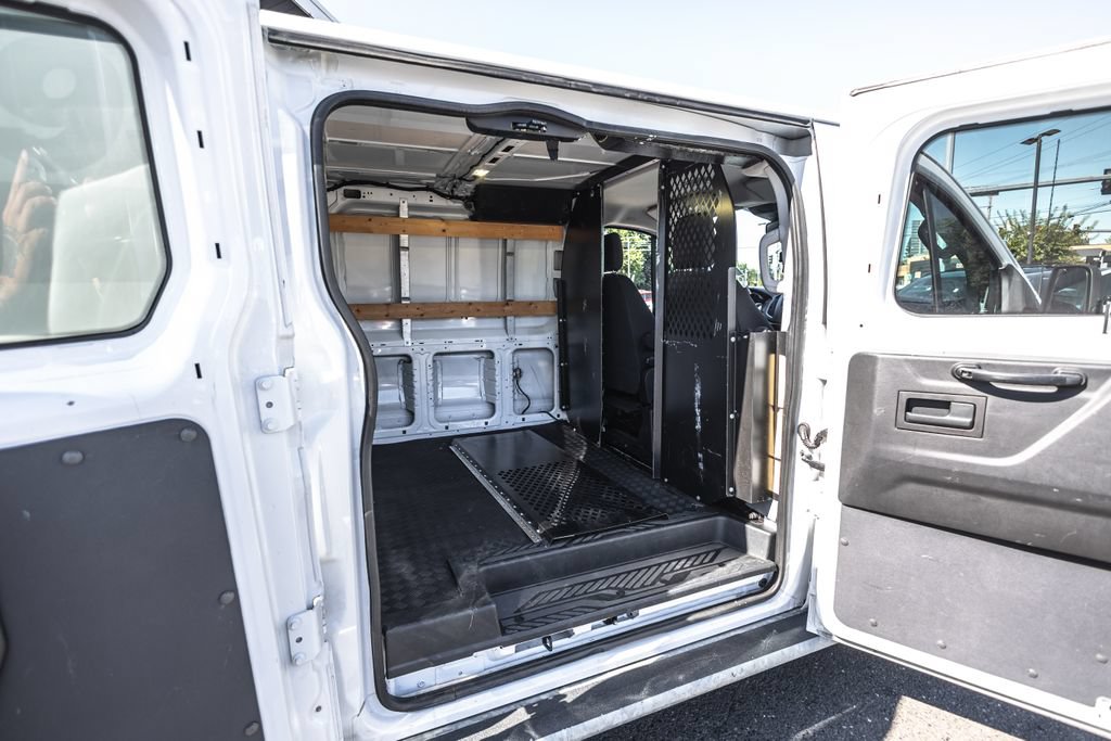 Used 2017 Ford Transit 250 130 Low Roof w/ Exterior Upgrade Package RWD image 21