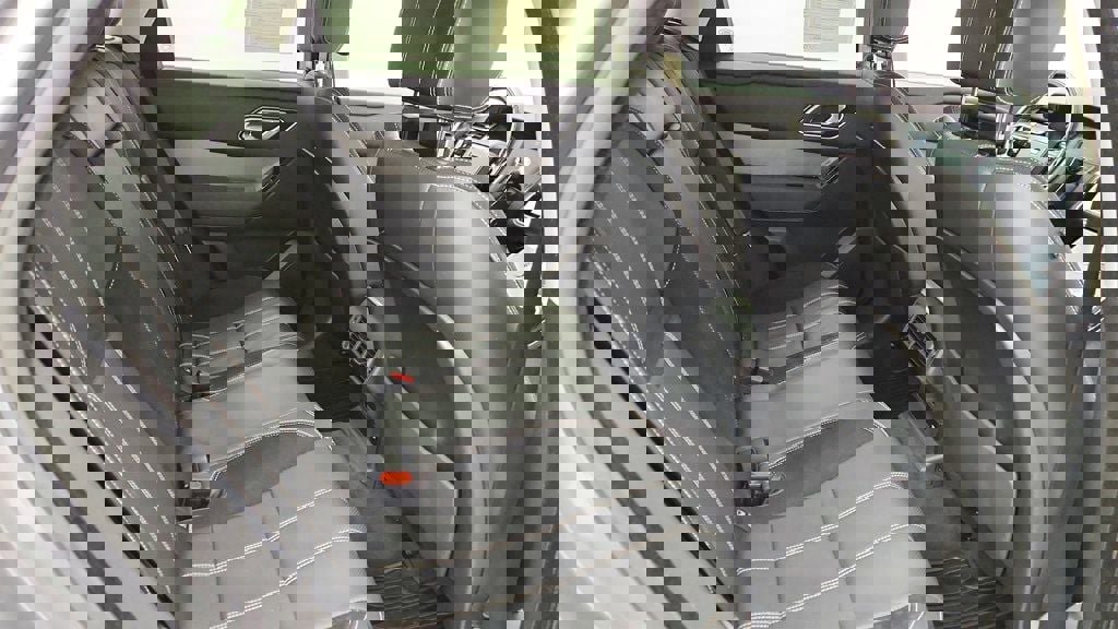 Used 2021 Land Rover Range Rover Velar S image 24