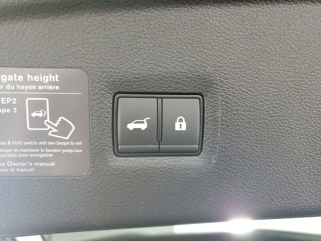 Used 2025 INFINITI QX55 Luxe w/ Cargo Package image 35