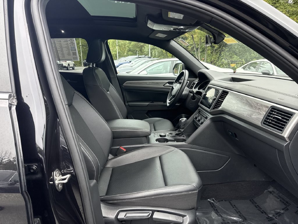 Used 2020 Volkswagen Atlas Cross Sport SE w/ Panoramic Sunroof Package AWD/4WD image 25