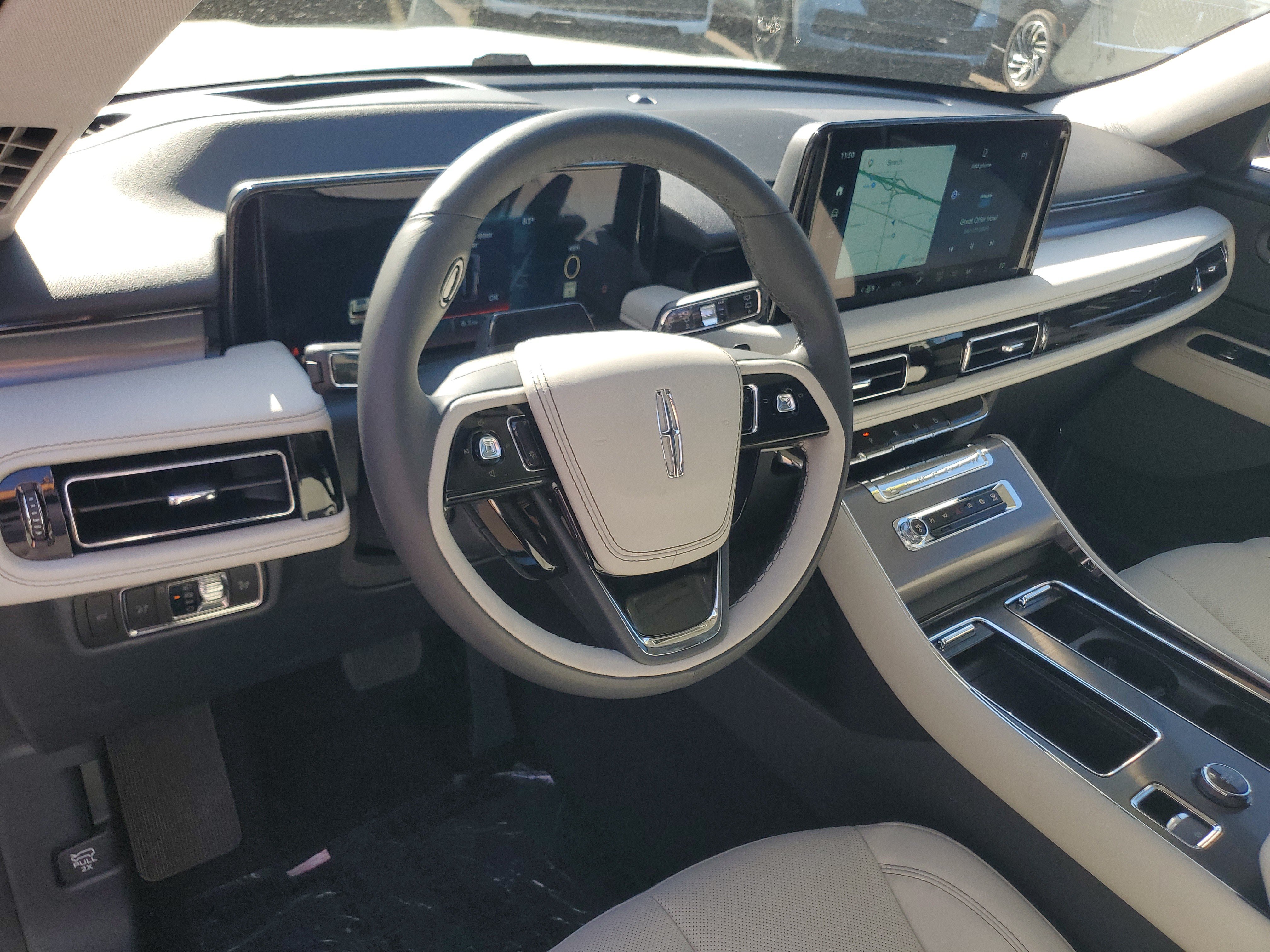 New 2027 Lincoln Aviator AWD image 12